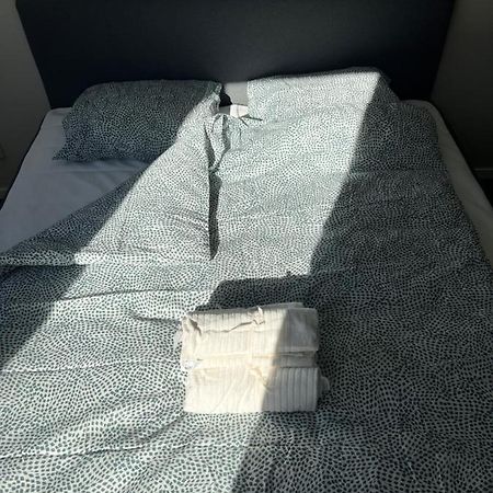 Privat Rum I Sundsvall Esterno foto